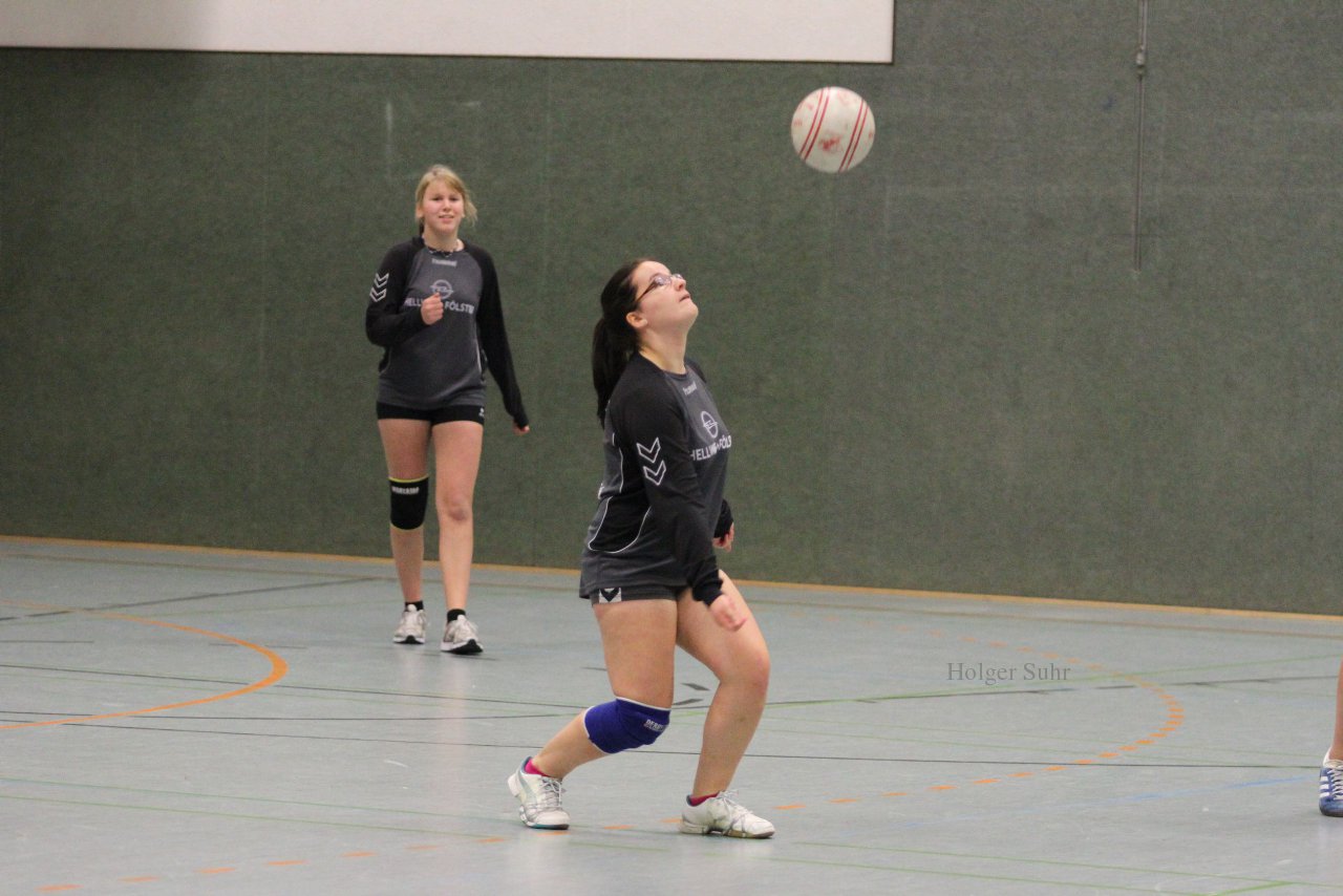 Bild 352 - U18w 2.Tag am 3.12.11